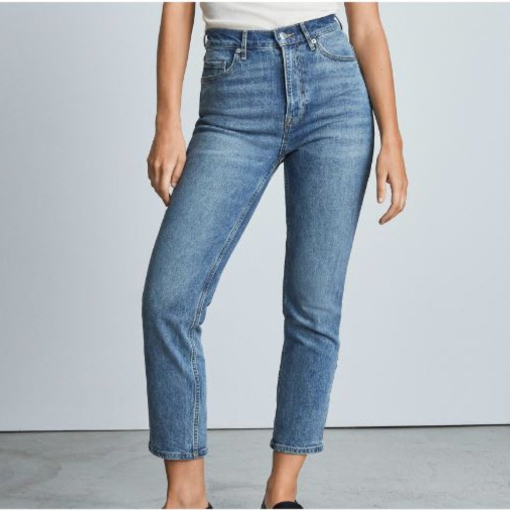 Everlane Cheeky Jeans Size 28 Worn in Mid Blue
